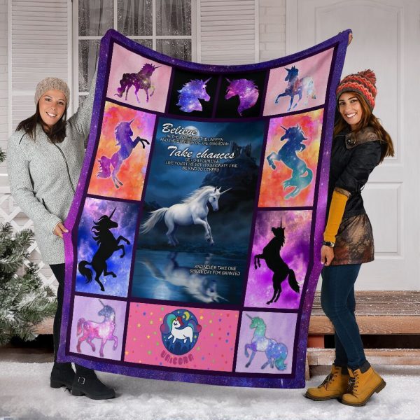 Believe In The Power Of Unseen Unicorn Galaxy Fleece Blanket - Image 6